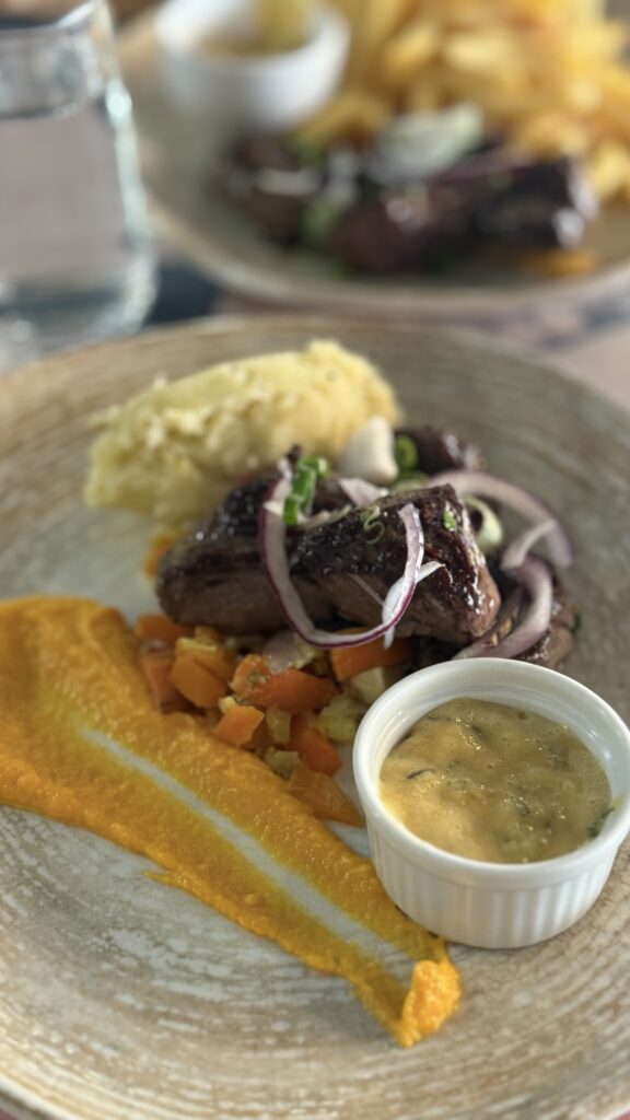 Le bistrot de la place aux fleurs, Brasserie à Dole, photo de plat dressé